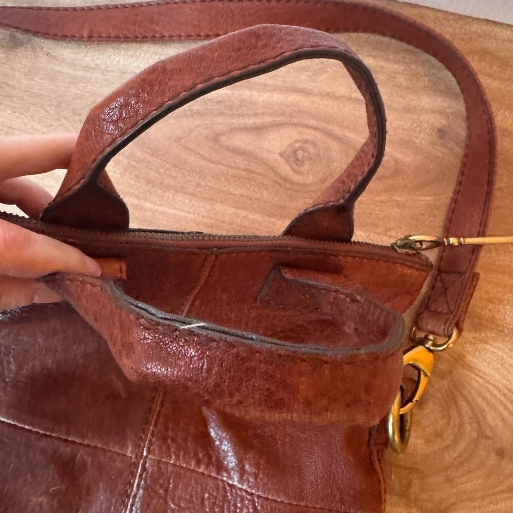 FOSSIL Handbag Shoulder Bag Brown Leather Vintage Minimalist Zip Close Neutral - Picture 4 of 10
